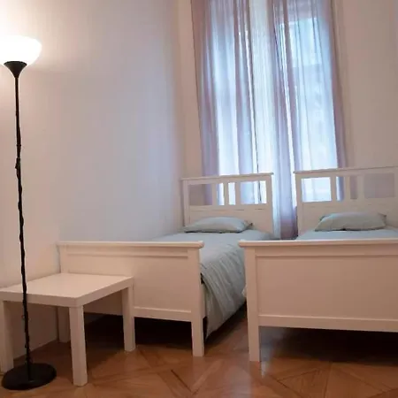Pensionat Sambunpraha Prag